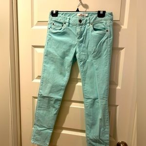 Vineyard Vines teal cropped cords